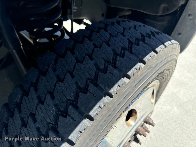 image for item EH6893 2015 Osage F450 Super Duty XLT ambulance