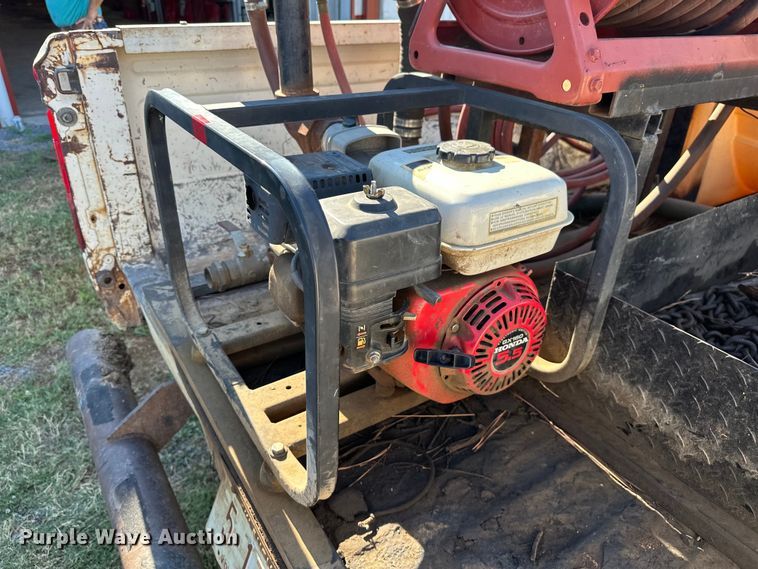 image for item EJ4396 1985 Ford F250 pickup truck