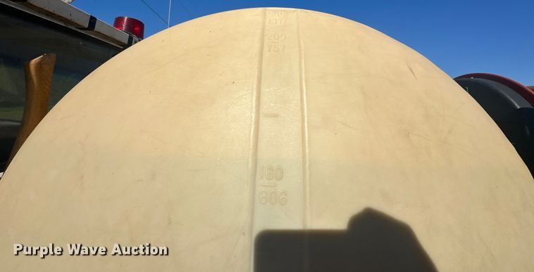 image for item EJ4396 1985 Ford F250 pickup truck