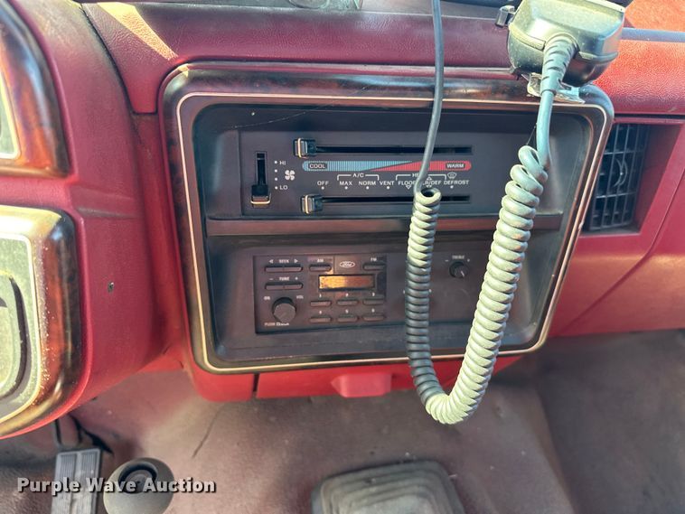 image for item EJ4397 1990 Ford  F350 brush fire truck