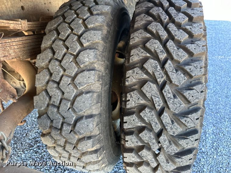 image for item EJ4397 1990 Ford  F350 brush fire truck