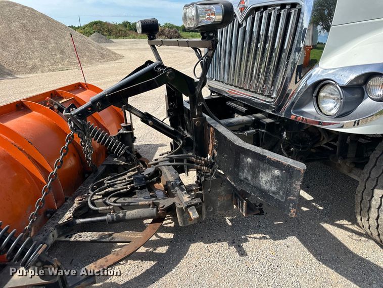 image for item EJ6348 2010 International  WorkStar 7400 dump truck