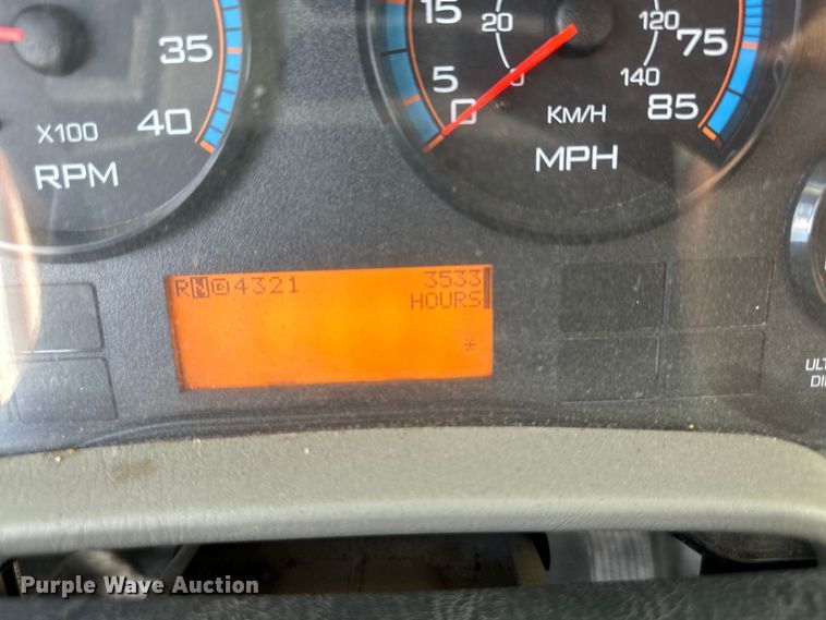 image for item EJ6348 2010 International  WorkStar 7400 dump truck