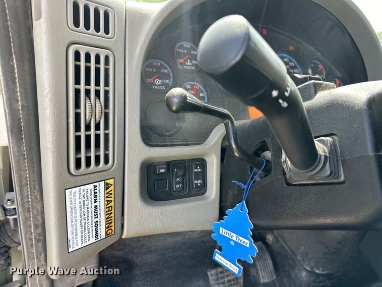 image for item EJ6348 2010 International  WorkStar 7400 dump truck