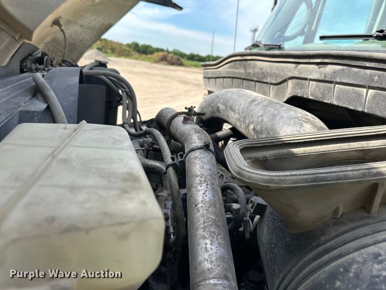 image for item EJ6348 2010 International  WorkStar 7400 dump truck