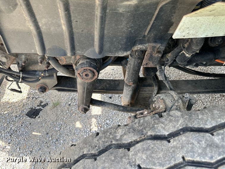 image for item EJ6348 2010 International  WorkStar 7400 dump truck