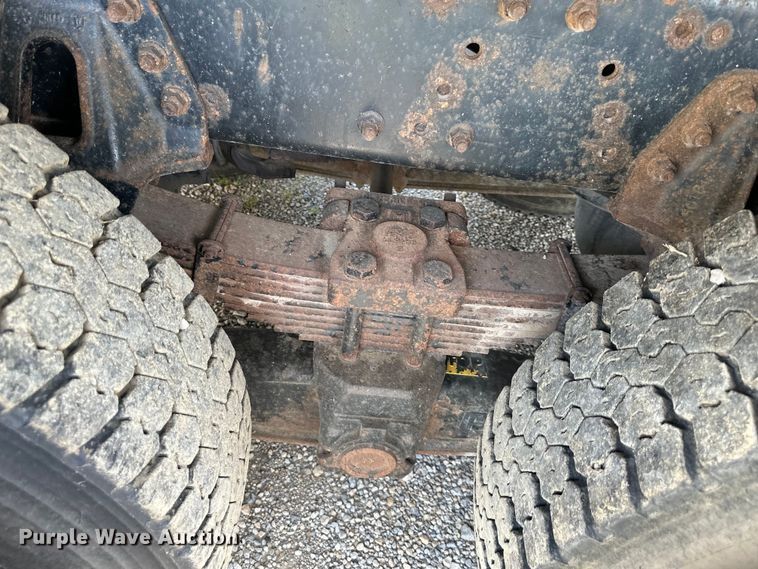 image for item EJ6348 2010 International  WorkStar 7400 dump truck