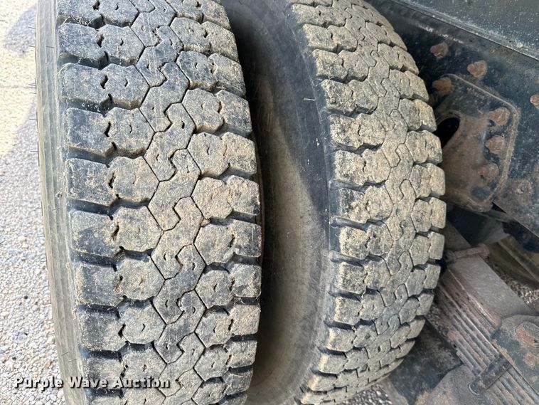 image for item EJ6348 2010 International  WorkStar 7400 dump truck