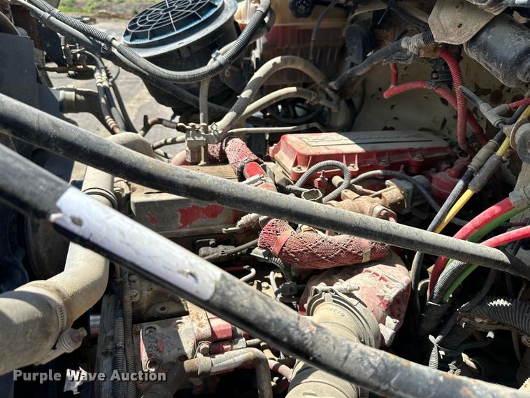 image for item EJ7000 2014 Freightliner  108SD dump truck