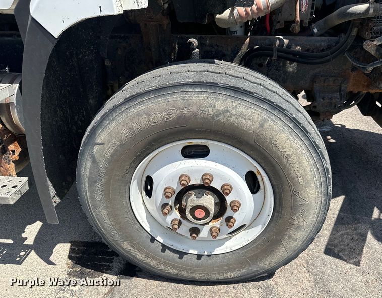 image for item EJ7000 2014 Freightliner  108SD dump truck