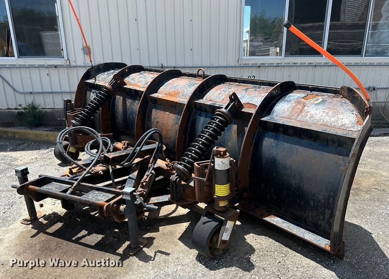 image for item EJ7000 2014 Freightliner  108SD dump truck