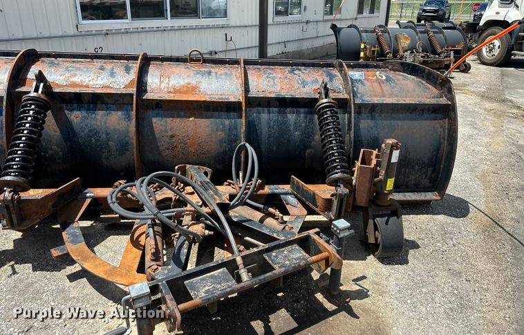 image for item EJ7000 2014 Freightliner  108SD dump truck