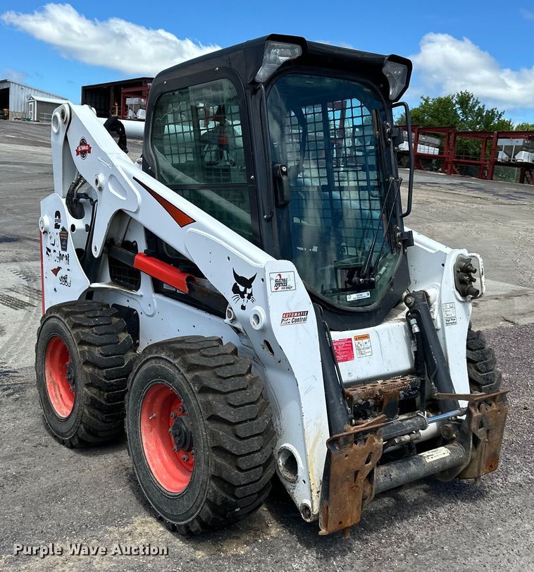 image for item EJ7002 2019 Bobcat  S650 skid steer loader
