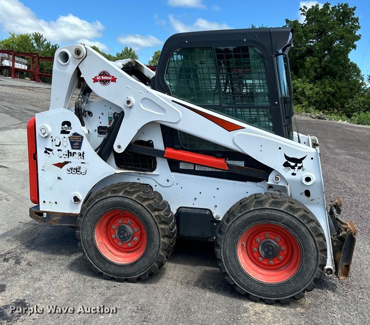 image for item EJ7002 2019 Bobcat  S650 skid steer loader