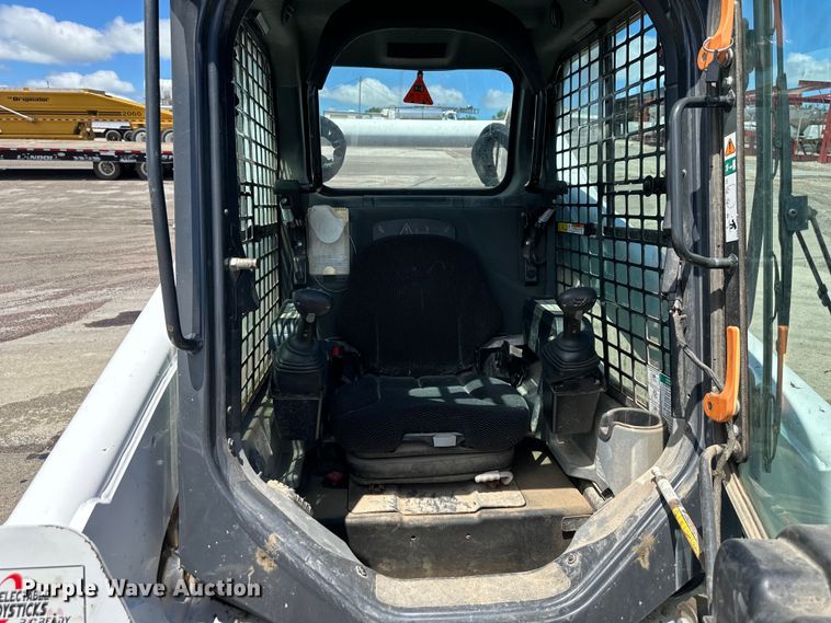 image for item EJ7002 2019 Bobcat  S650 skid steer loader