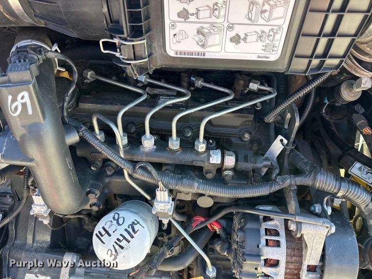 image for item EJ7002 2019 Bobcat  S650 skid steer loader