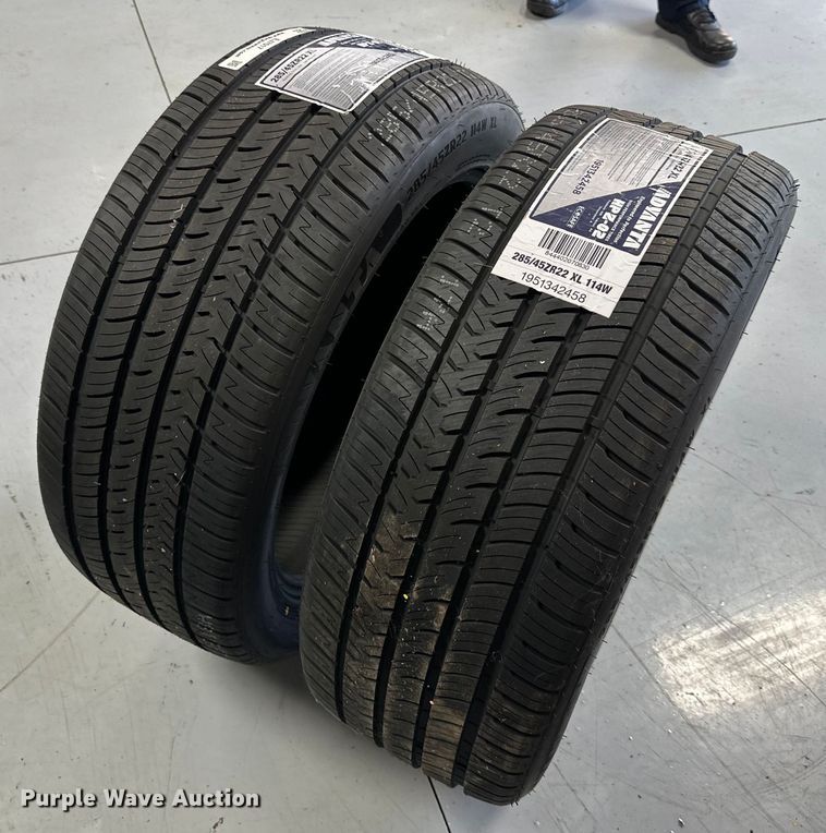 image for item EJ7017 (2) Advanta 285/45R22 tires