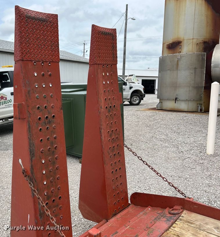 image for item EK4840 1999 Belshe T-16 directional boring unit trailer