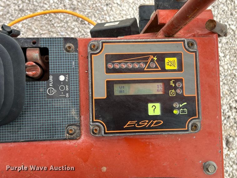 image for item EK4841 1999 Ditch Witch  JT920L directional boring unit