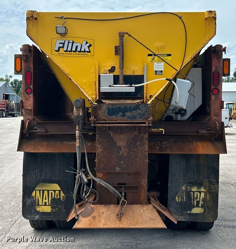 image for item EK4851 2005 Chevrolet  C8500 dump truck