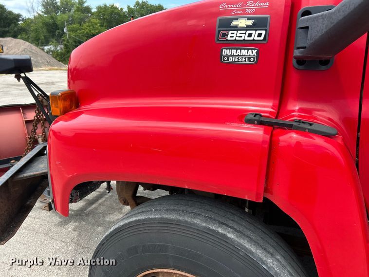 image for item EK4851 2005 Chevrolet  C8500 dump truck