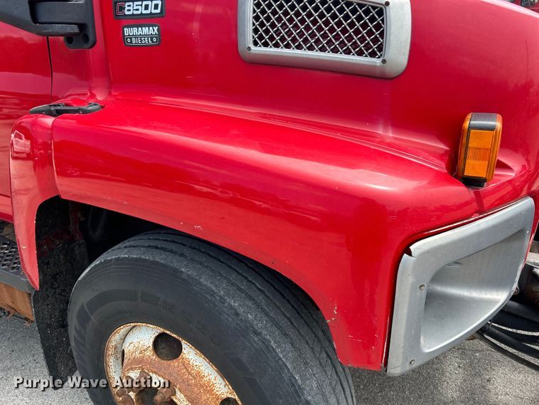 image for item EK4851 2005 Chevrolet  C8500 dump truck