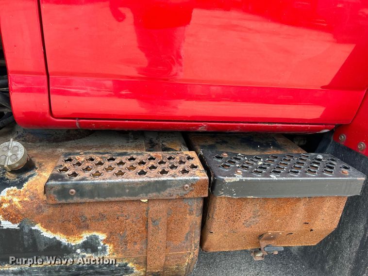 image for item EK4851 2005 Chevrolet  C8500 dump truck