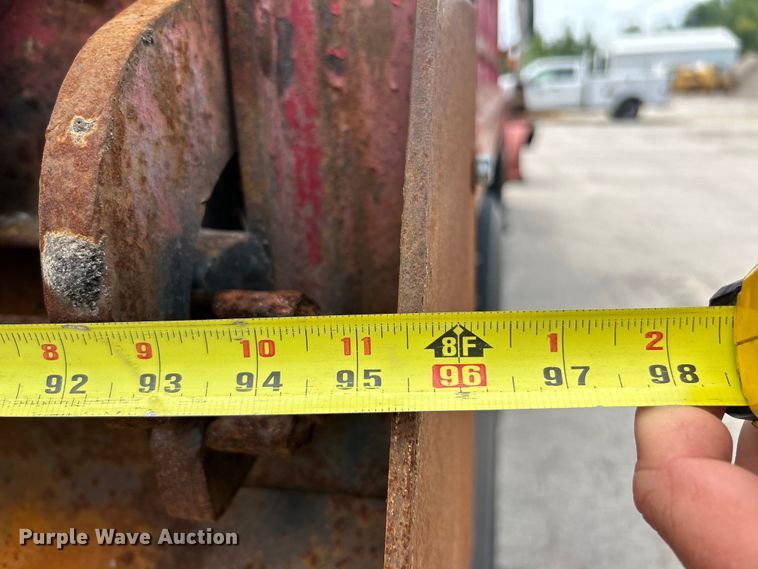 image for item EK4851 2005 Chevrolet  C8500 dump truck