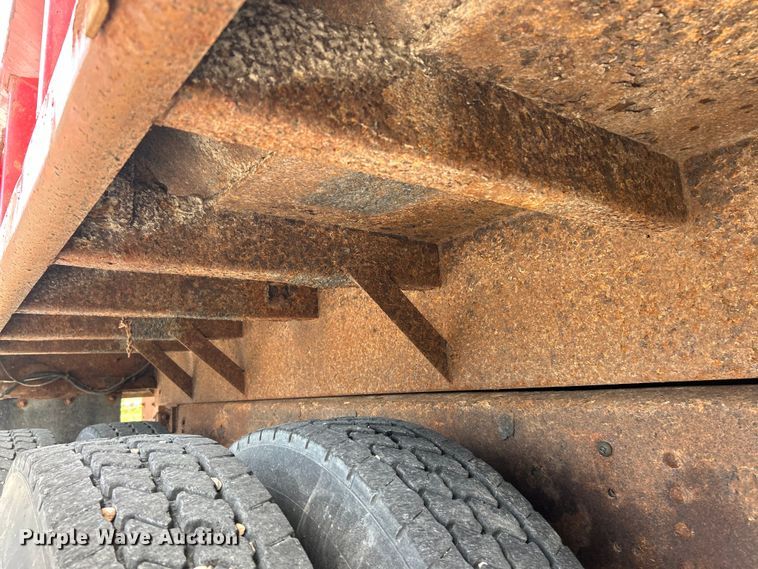 image for item EK4851 2005 Chevrolet  C8500 dump truck