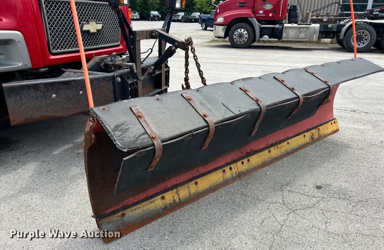 image for item EK4851 2005 Chevrolet  C8500 dump truck