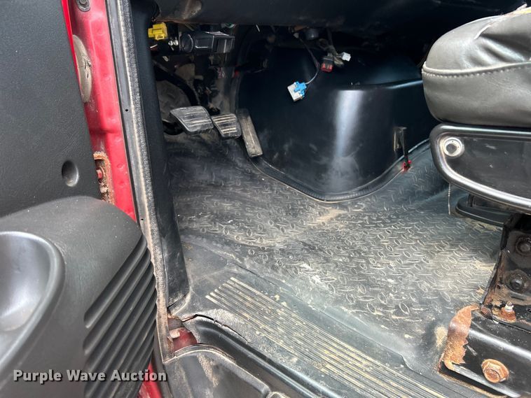 image for item EK4851 2005 Chevrolet  C8500 dump truck