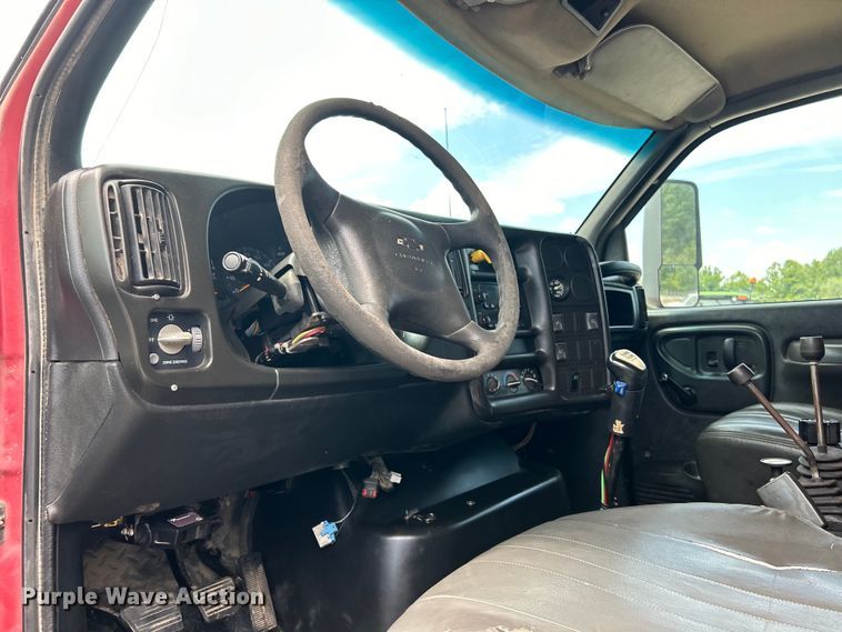 image for item EK4851 2005 Chevrolet  C8500 dump truck