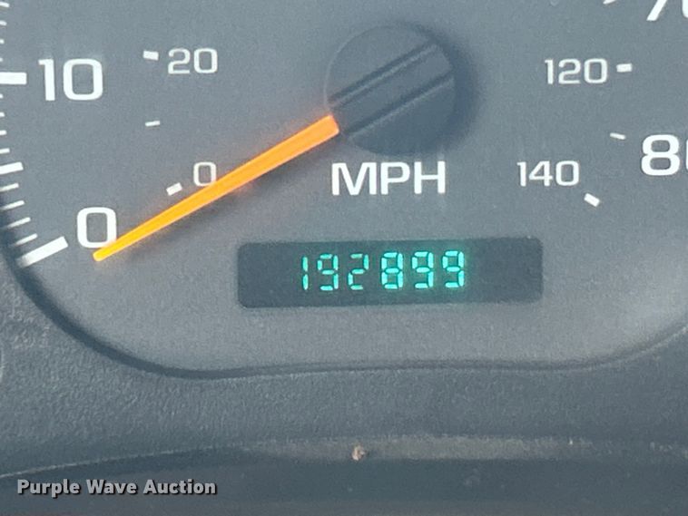 image for item EK4851 2005 Chevrolet  C8500 dump truck