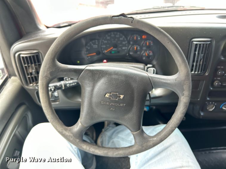 image for item EK4851 2005 Chevrolet  C8500 dump truck