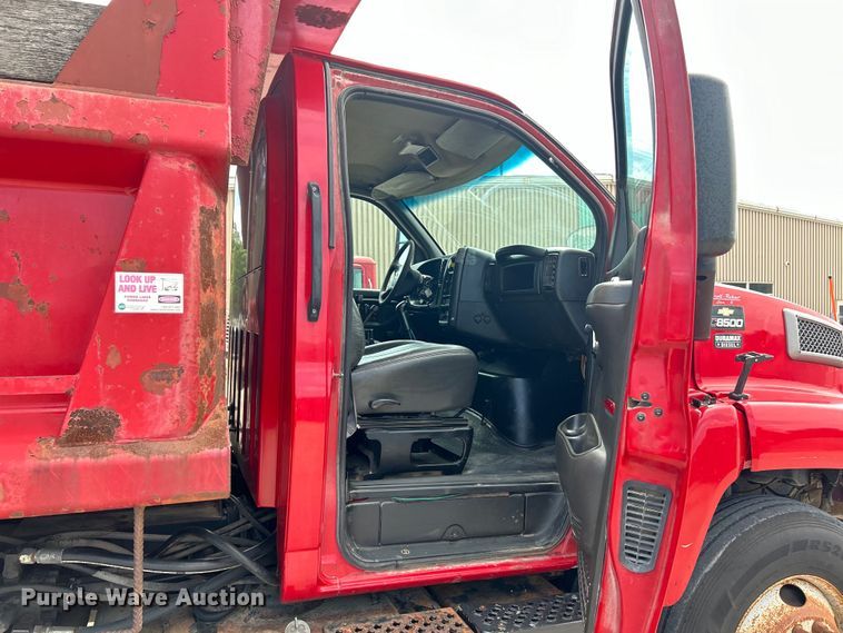 image for item EK4851 2005 Chevrolet  C8500 dump truck
