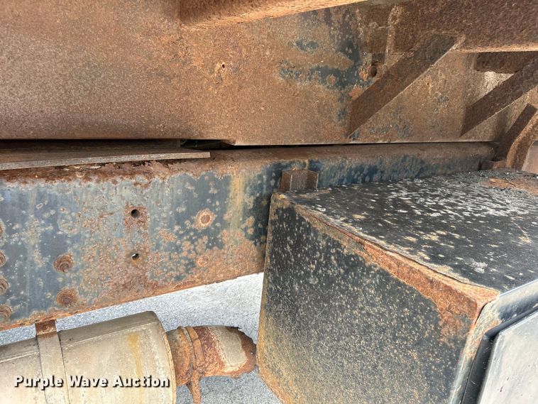 image for item EK4851 2005 Chevrolet  C8500 dump truck