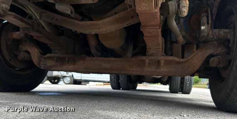 image for item EK4851 2005 Chevrolet  C8500 dump truck