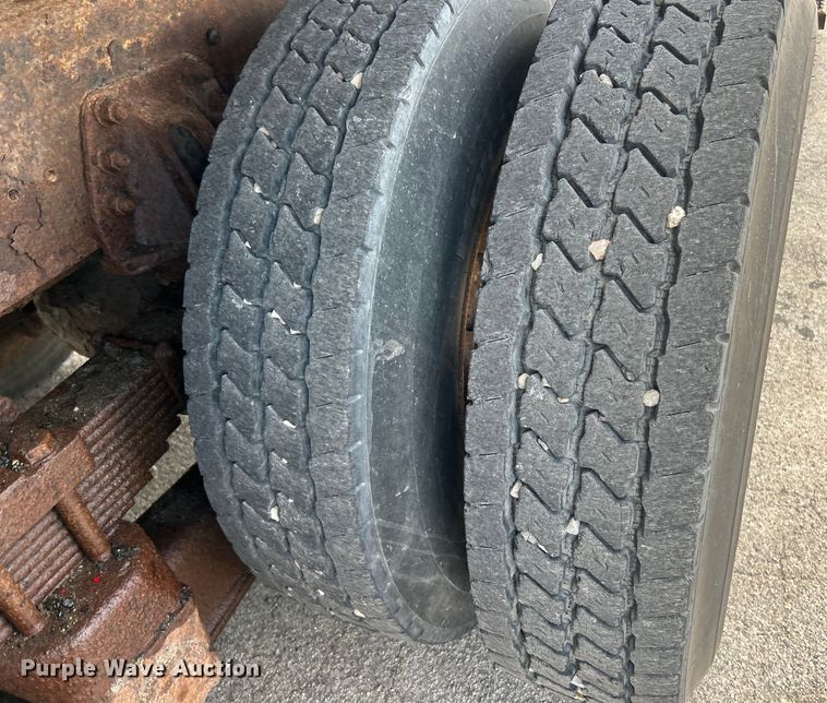 image for item EK4851 2005 Chevrolet  C8500 dump truck