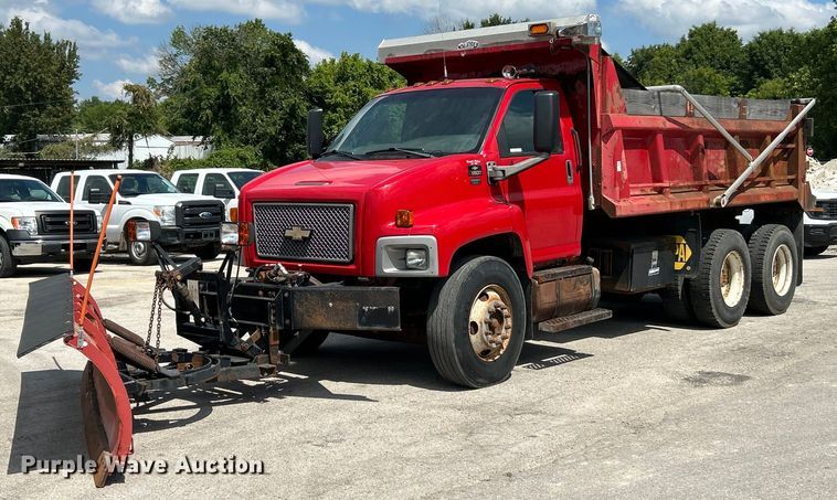 image for item EK4852 2005 Chevrolet  C8500 dump truck