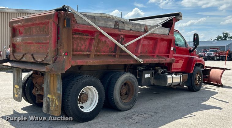 image for item EK4852 2005 Chevrolet  C8500 dump truck