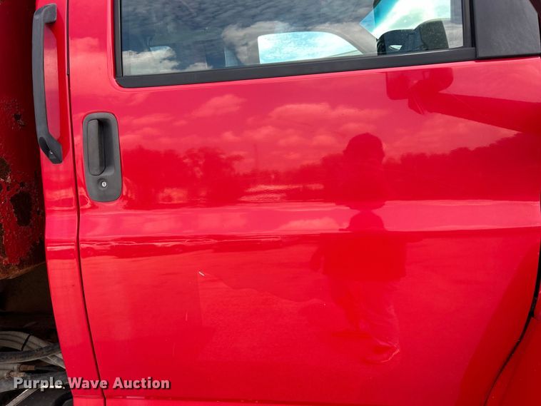 image for item EK4852 2005 Chevrolet  C8500 dump truck