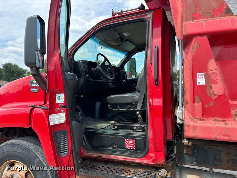 image for item EK4852 2005 Chevrolet  C8500 dump truck