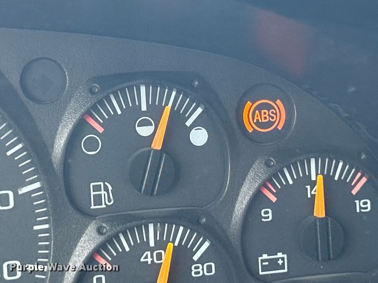 image for item EK4852 2005 Chevrolet  C8500 dump truck