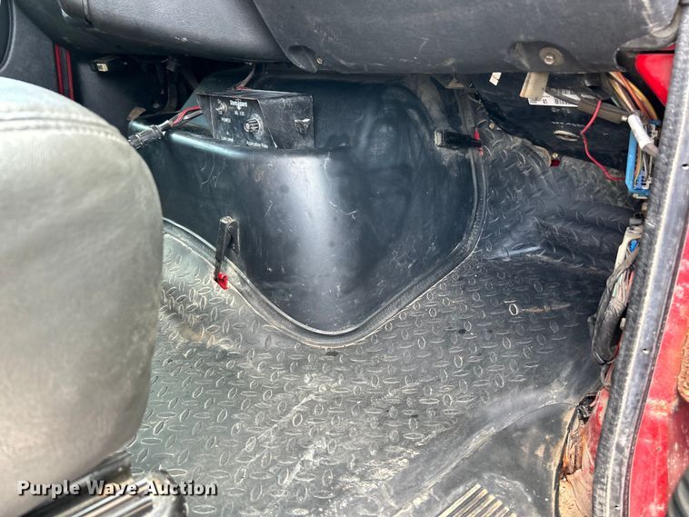 image for item EK4852 2005 Chevrolet  C8500 dump truck