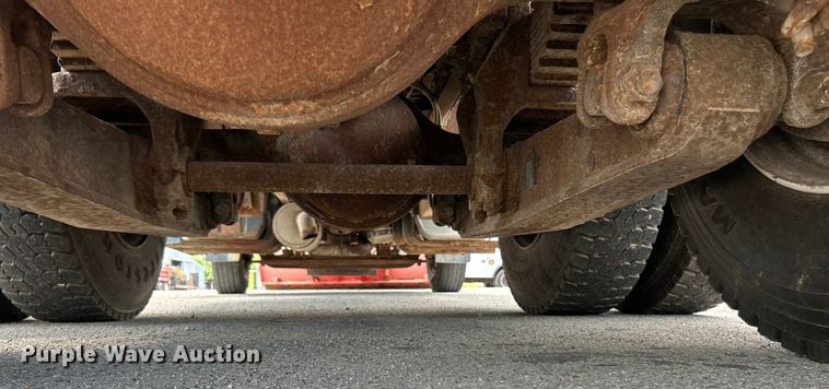 image for item EK4852 2005 Chevrolet  C8500 dump truck