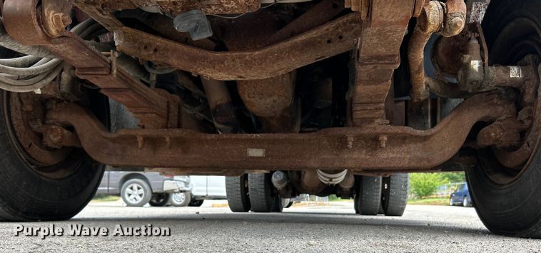 image for item EK4852 2005 Chevrolet  C8500 dump truck