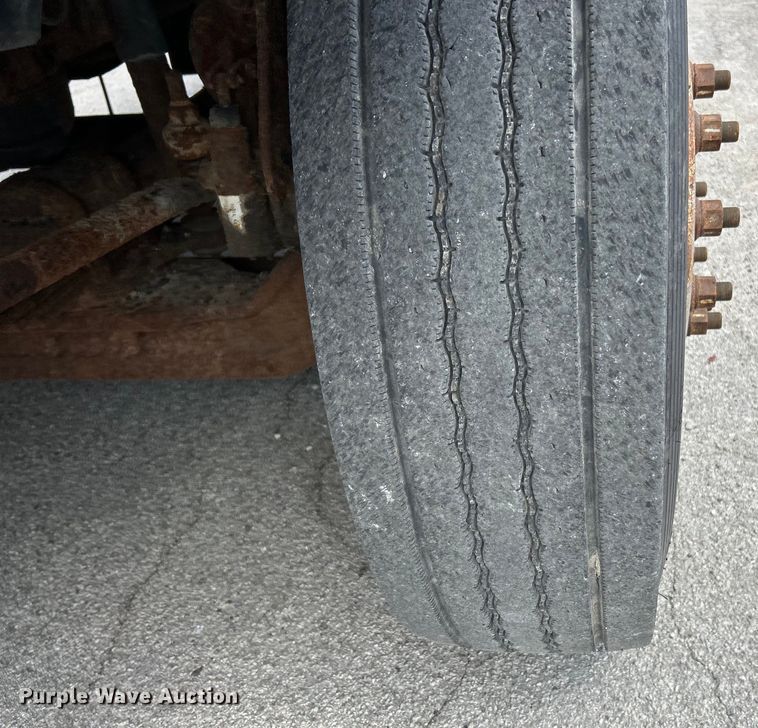 image for item EK4852 2005 Chevrolet  C8500 dump truck