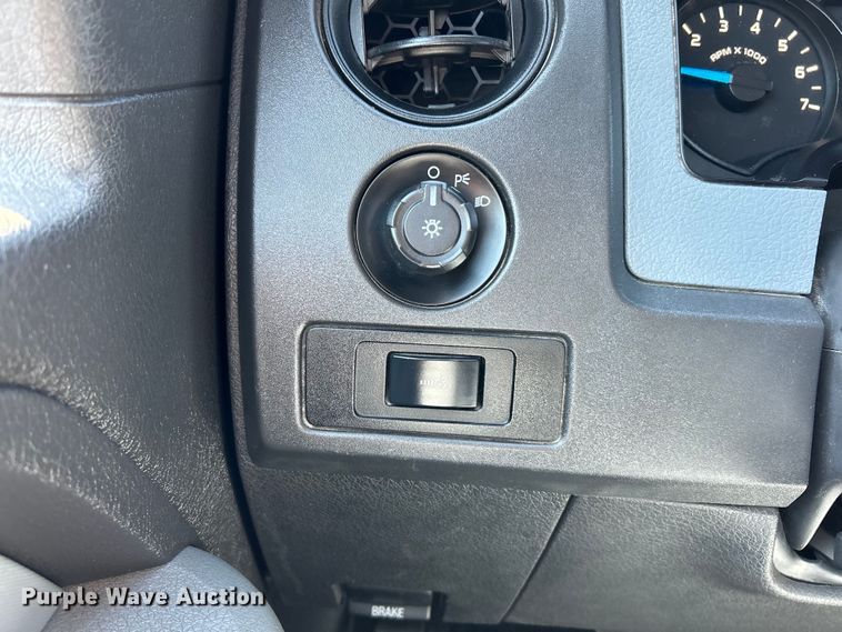 image for item EK4853 2014 Ford F150 XL SuperCrew pickup truck