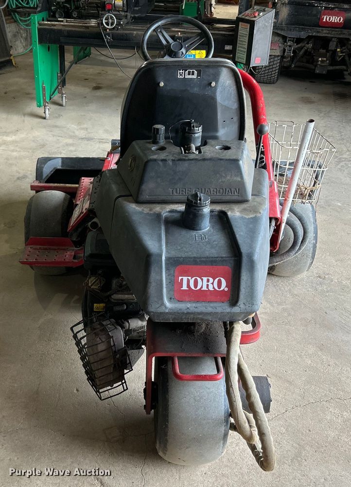 image for item EK4875 Toro Greensmaster 3100 reel mower
