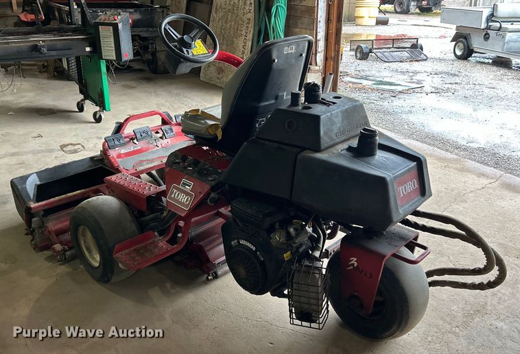 image for item EK4875 Toro Greensmaster 3100 reel mower